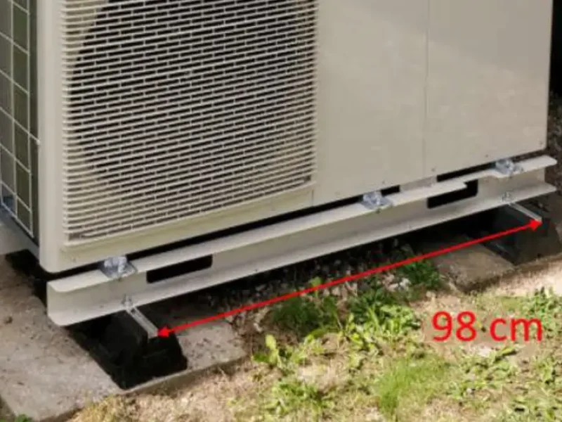 Sådan lægger du fliser til varmepumpen.